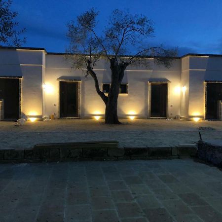 Le Tre Colonne Bed and Breakfast Melendugno Εξωτερικό φωτογραφία