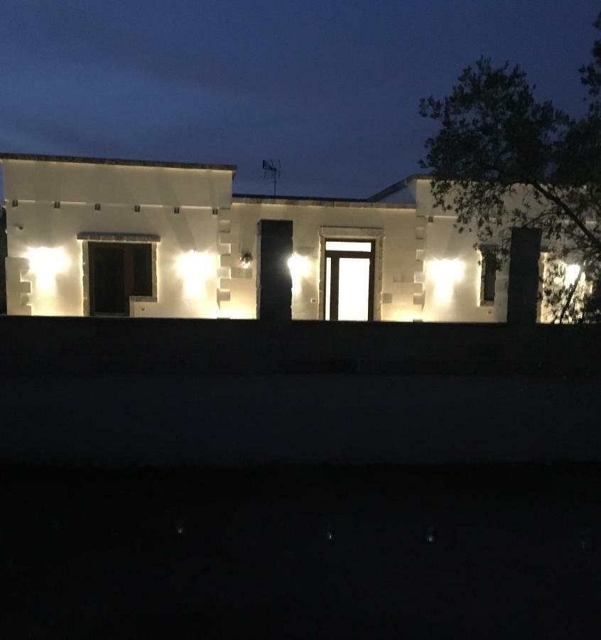 Le Tre Colonne Bed and Breakfast Melendugno Εξωτερικό φωτογραφία