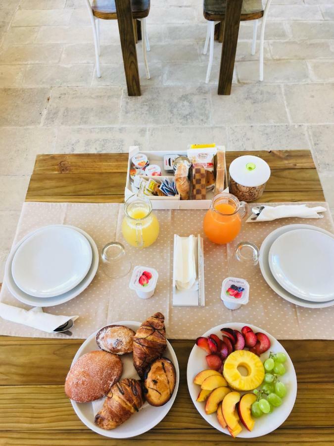 Le Tre Colonne Bed and Breakfast Melendugno Εξωτερικό φωτογραφία